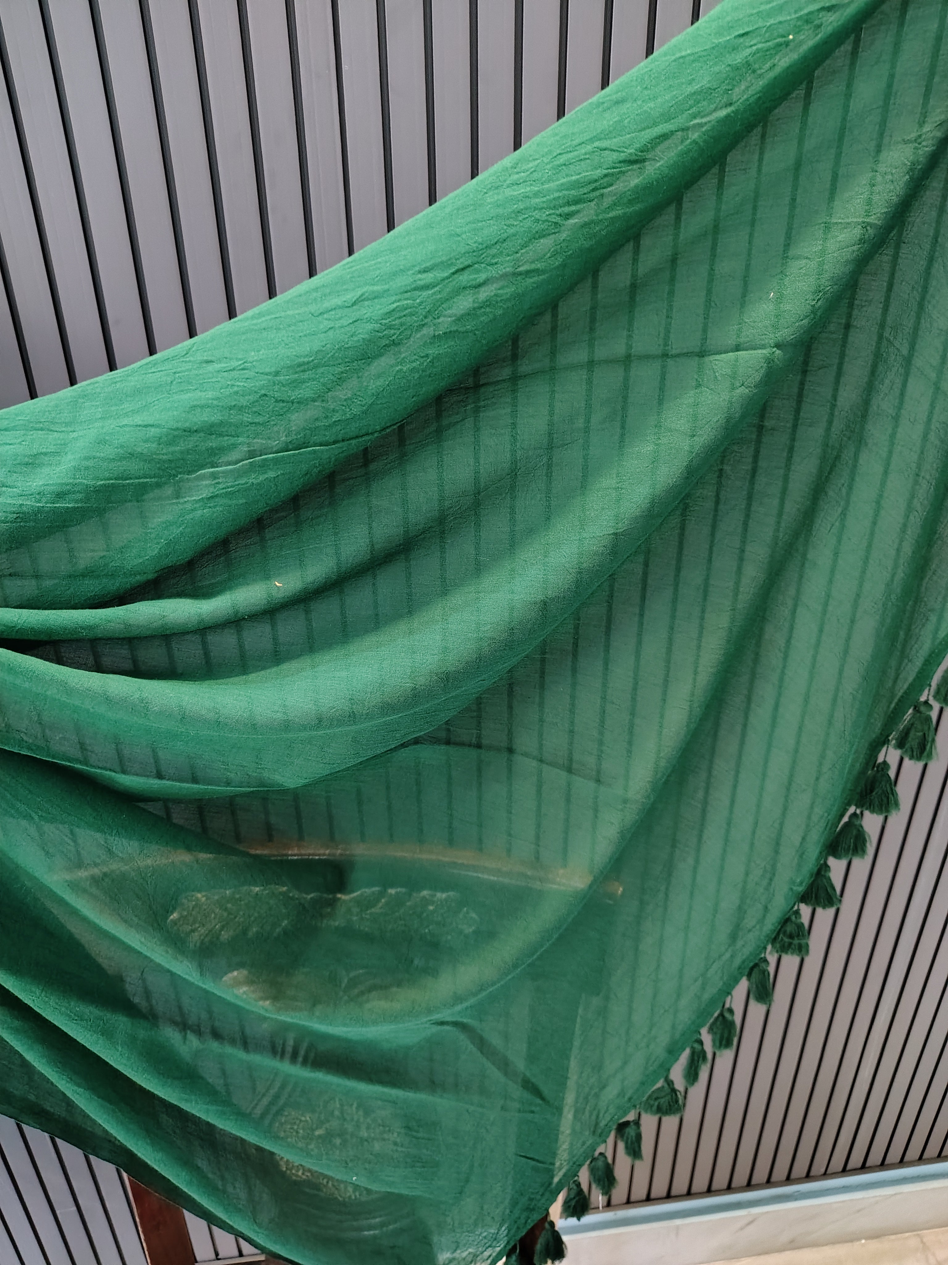 Forest Dew Plain Mulmul Saree