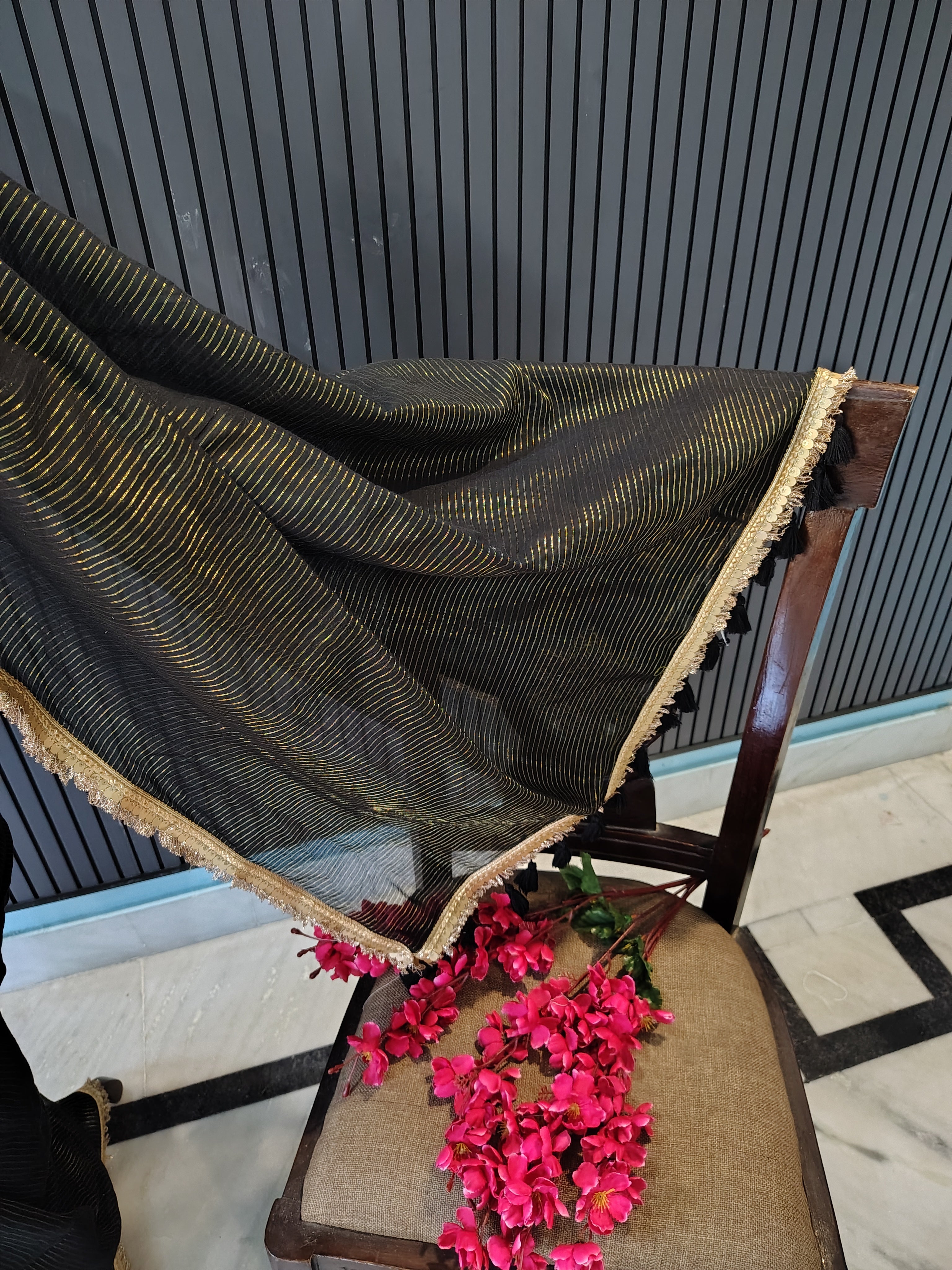 Black Sitara Mulmul Saree