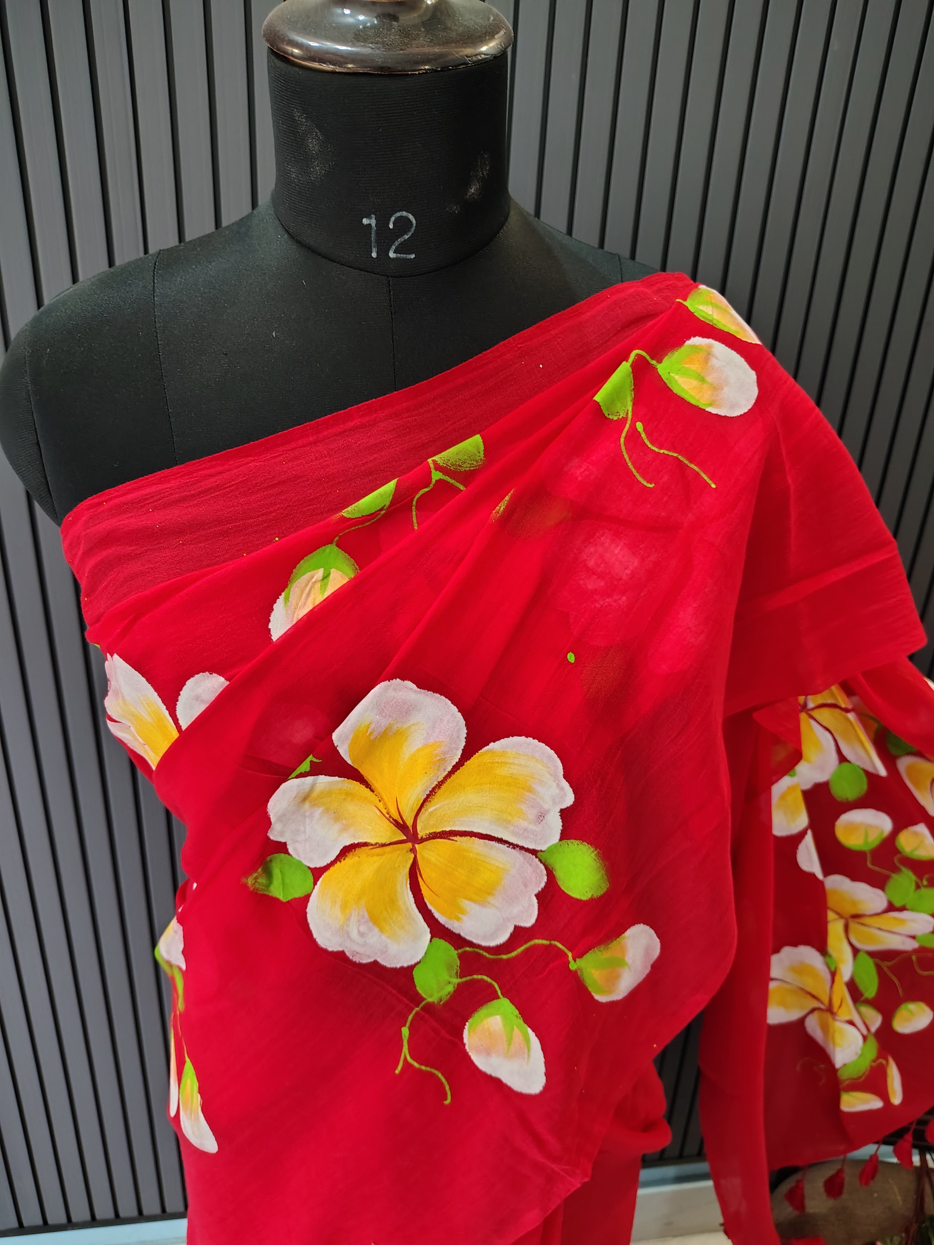 Red Hibiscus Mulmul Saree