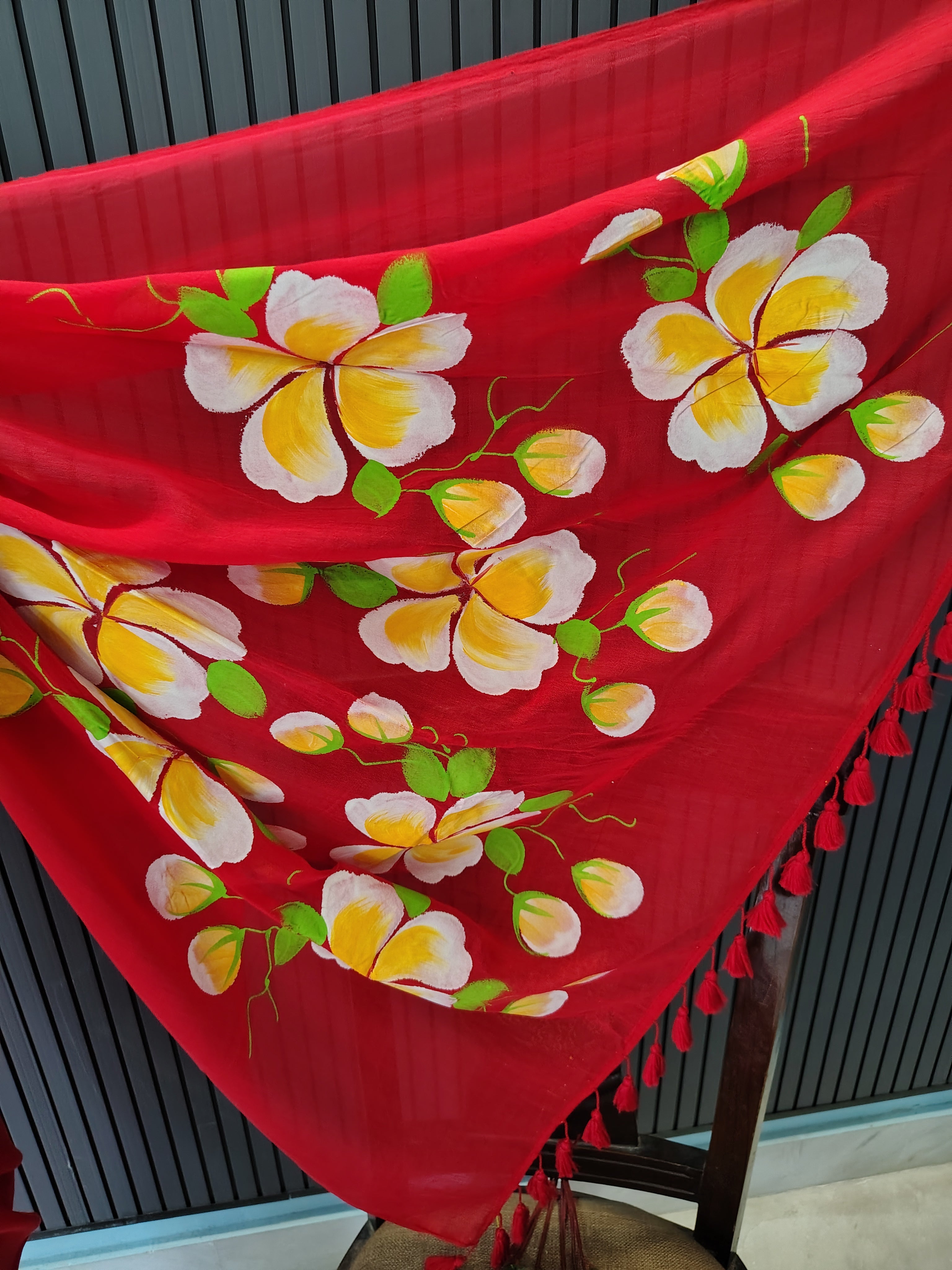 Red Hibiscus Mulmul Saree