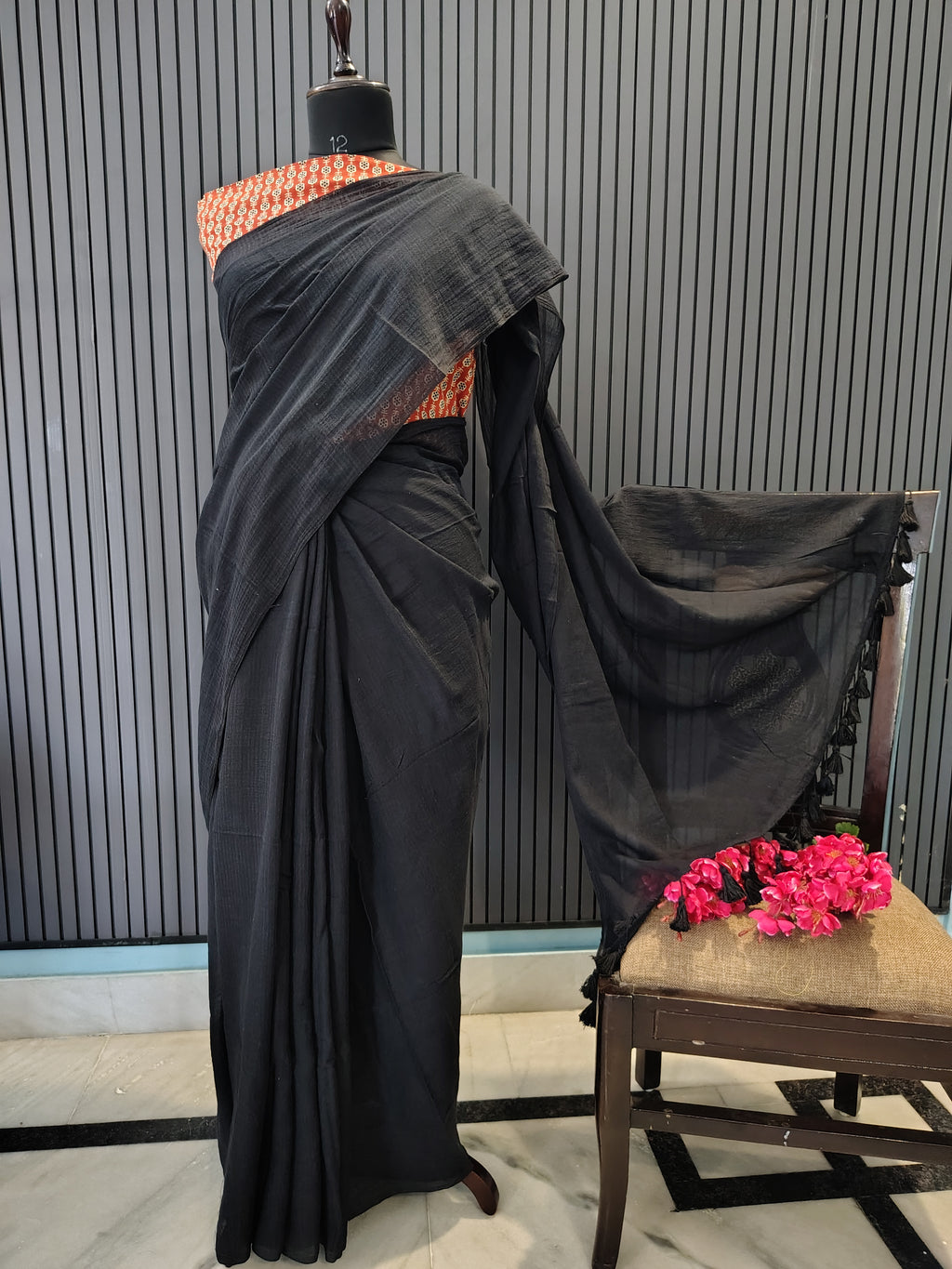 Black Plain Mulmul Saree